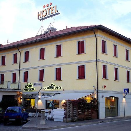 Hotel Vittoria San Giórgio di Nogaro Екстериор снимка
